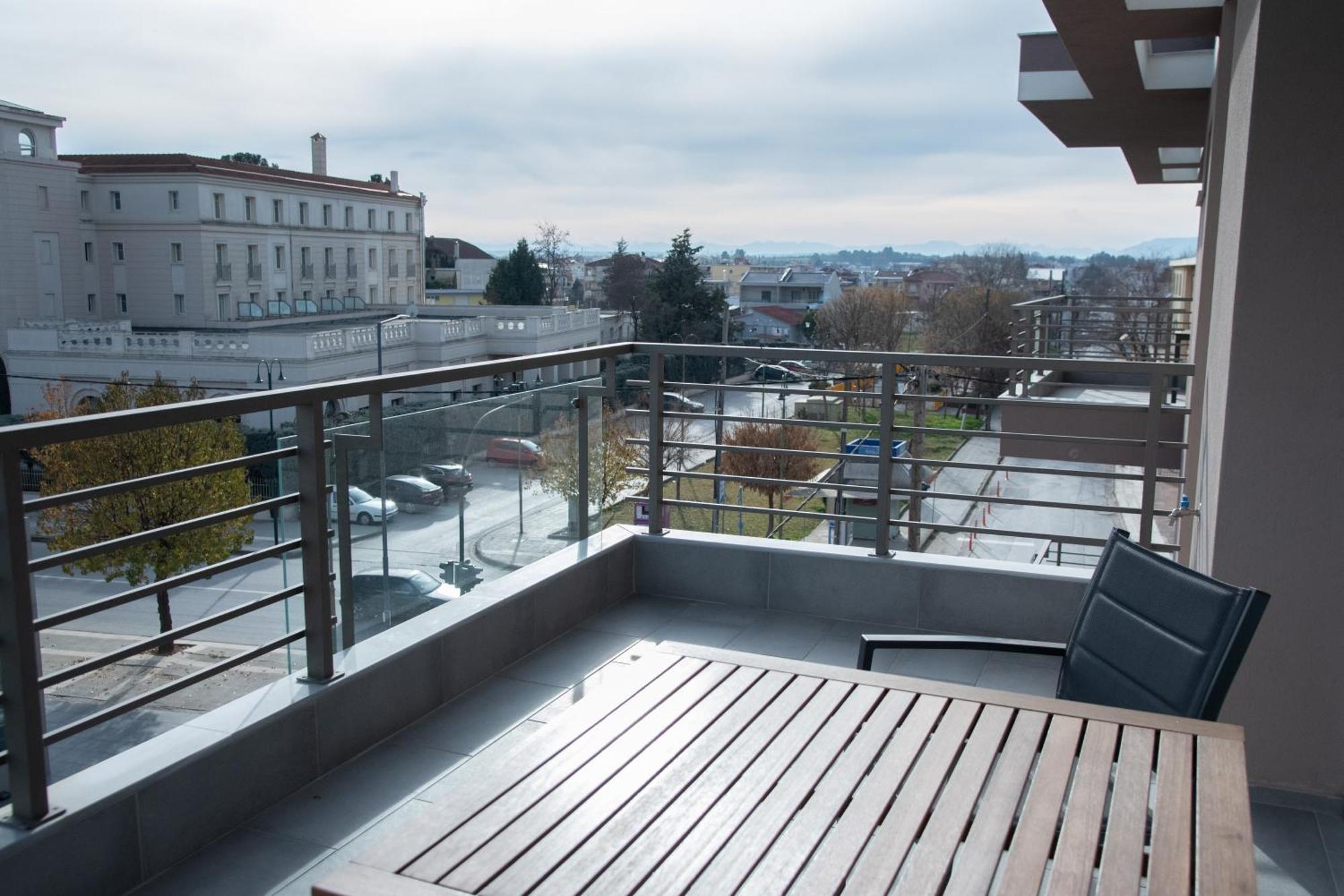 Smart Green Appartments Larissa Exterior photo